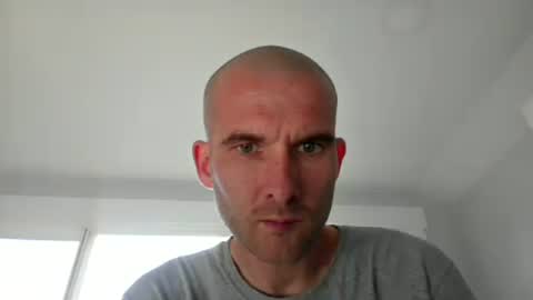 sscccooottt online show from July 13, 1:31 am