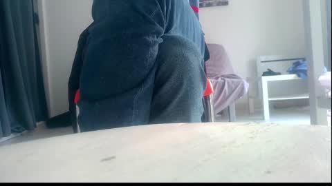 ssenzo online show from February 28, 4:53 pm