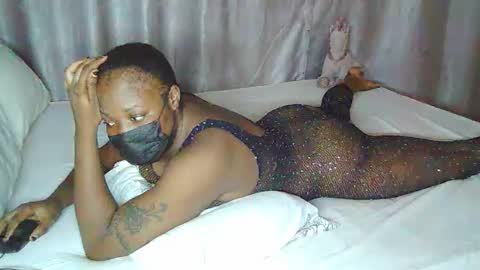 ssexxyred online show from April 18, 12:51 pm