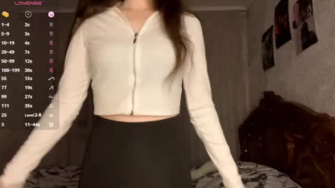 Emily online show from November 11, 1:13 pm