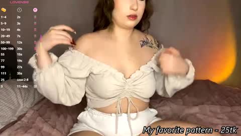 Emily online show from December 21, 2:45 pm