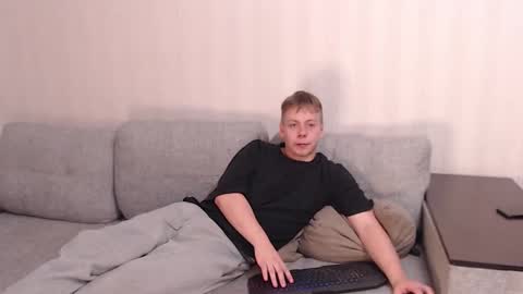 Joe Peach online show from October 28, 4:19 pm