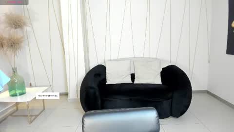 Stacy Woods online show from July 1, 10:57 am