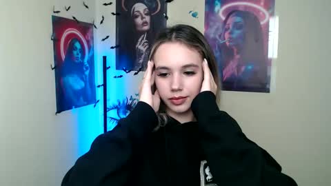 Stacy online show from September 29, 1:54 pm