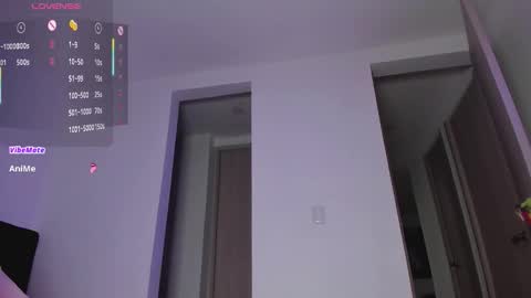 Snapshot of stacy_malibu1 chatting on September 14, 11:17 pm TWstacymalibu110 online show from September 14, 11:17 pm