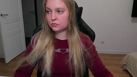 Stacy  online show from September 20, 2:42 pm