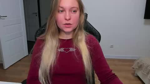 Stacy  online show from October 24, 1:01 pm