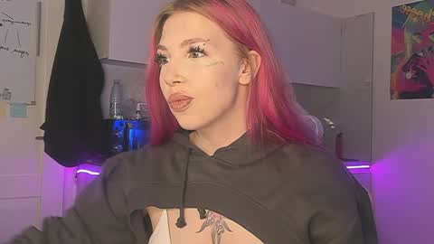 Stacy online show from January 19, 9:13 pm