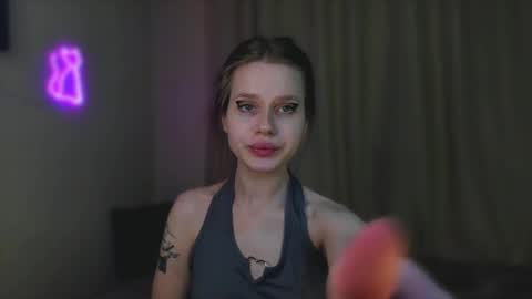 Snapshot of stacyloveforu chatting on February 17, 10:38 pm stacyloveforu online show from February 17, 10:38 pm