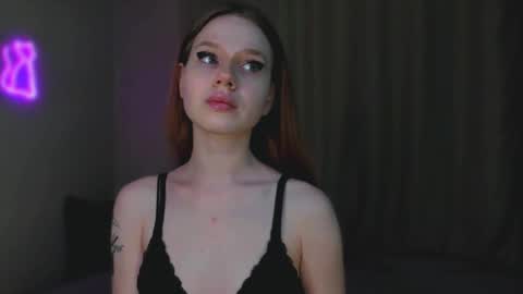 Snapshot of stacyloveforu chatting on February 25, 11:26 pm stacyloveforu online show from February 25, 11:26 pm