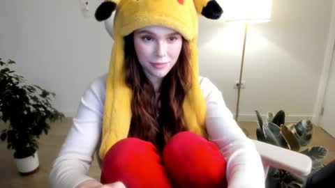 Stacy online show from November 26, 3:20 pm