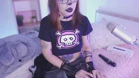 Yoko online show from May 15, 11:56 pm