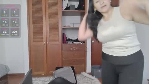 Stafania 3 online show from November 12, 2:52 pm