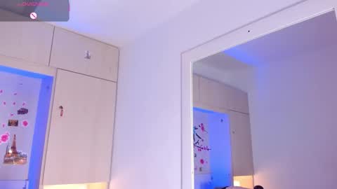 stefannyevans_ online show from October 23, 1:01 pm