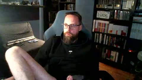 MeStef online show from April 22, 7:32 pm