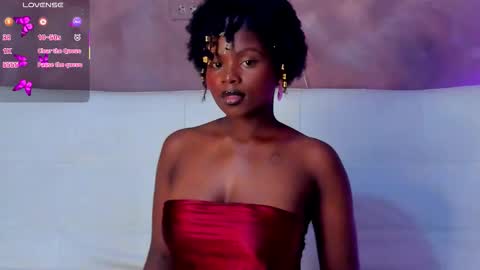 stella online show from December 4, 6:51 pm