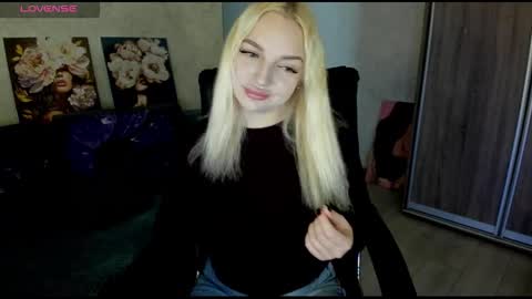 Stella  Cox online show from November 7, 6:38 am