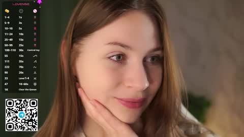 Stella online show from December 17, 11:39 am