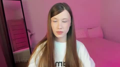 Snapshot of stella_sunny chatting on February 26, 6:48 pm stella_sunny online show from February 26, 6:48 pm
