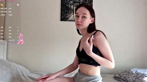 Stella online show from November 23, 9:51 am