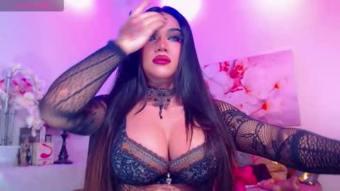 CALL ME STELLA online show from December 22, 10:11 am