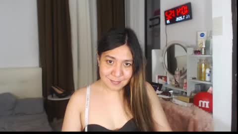 Stella online show from July 11, 2:42 pm