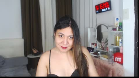 Stella online show from July 12, 2:53 pm