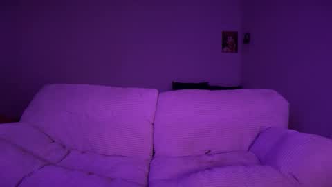 stellapearl online show from November 29, 8:55 am