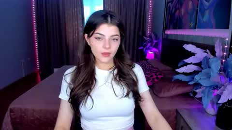 StellaRainbow online show from March 21, 9:14 am