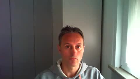 sten015 online show from May 4, 3:40 pm