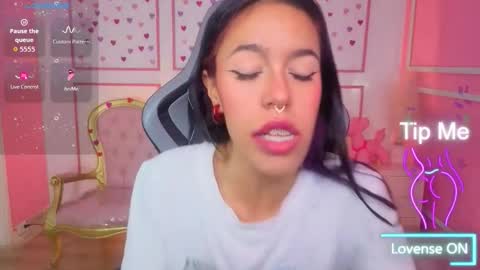 Stephania online show from December 15, 12:34 pm