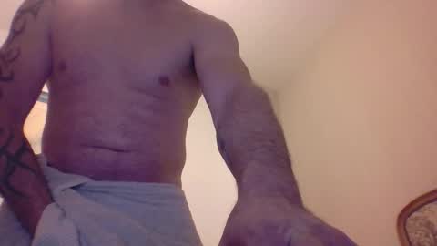Snapshot of steve897819 chatting on September 23, 10:38 pm steve897819 online show from September 23, 10:38 pm