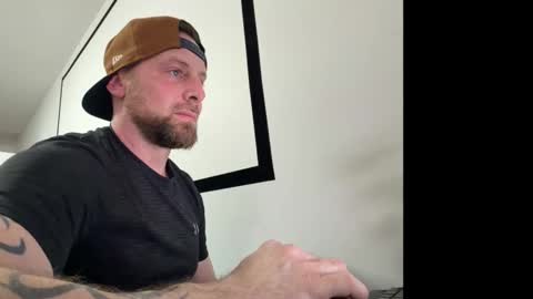 steve897819 online show from March 17, 4:01 pm