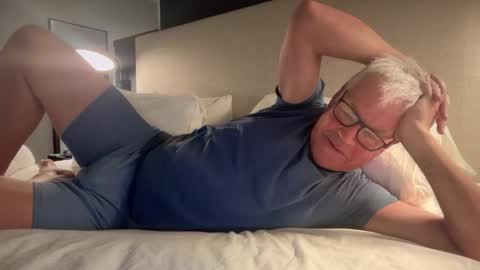 Steve online show from February 13, 2:59 am