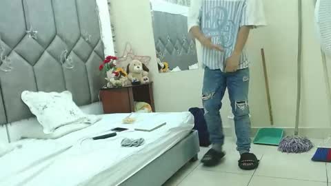 Steve Hotman  online show from April 15, 7:58 pm