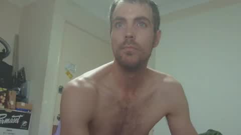 Snapshot of steveaussie chatting on October 29, 7:03 pm Australian420 online show from October 29, 7:03 pm