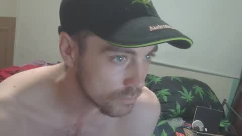 Snapshot of steveaussie chatting on October 12, 10:41 am Australian420 online show from October 12, 10:41 am