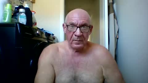stevejons47 online show from September 24, 4:36 pm