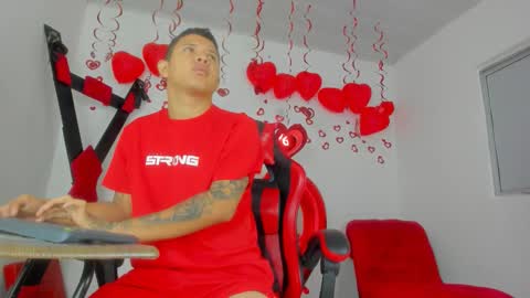 Steven online show from February 16, 11:19 am