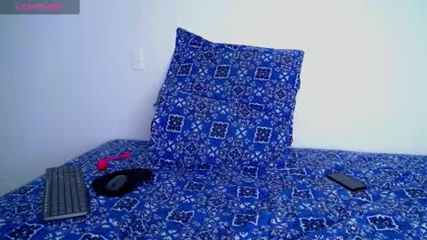 Esteban online show from February 25, 7:42 am