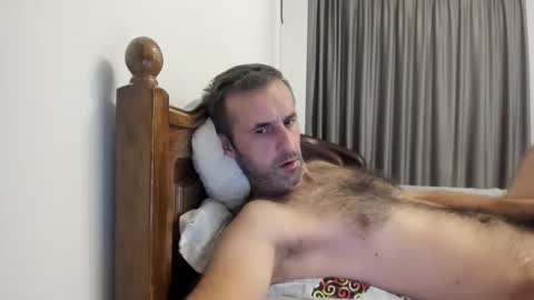 Snapshot of stevenpit chatting on October 19, 3:49 pm stevenpit online show from October 19, 3:49 pm
