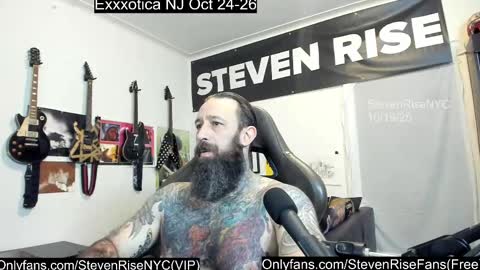 Snapshot of stevenrisenyc chatting on October 20, 2:05 am StevenRiseNYC online show from October 20, 2:05 am