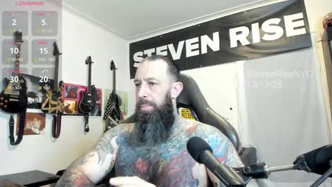 StevenRiseNYC online show from December 18, 12:22 pm