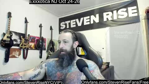 Snapshot of stevenrisenyc chatting on October 21, 2:16 am StevenRiseNYC online show from October 21, 2:16 am
