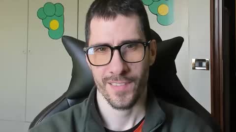 Steve online show from April 3, 8:32 am