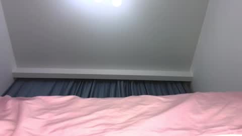 still__eva online show from November 4, 4:47 am