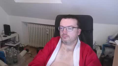 Oliver online show from December 17, 7:37 am