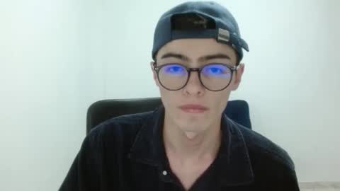 stiv_grant online show from April 21, 12:03 am