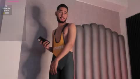 stiven__01 online show from October 14, 1:58 pm