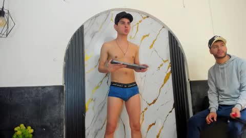 friends online show from February 27, 5:33 am